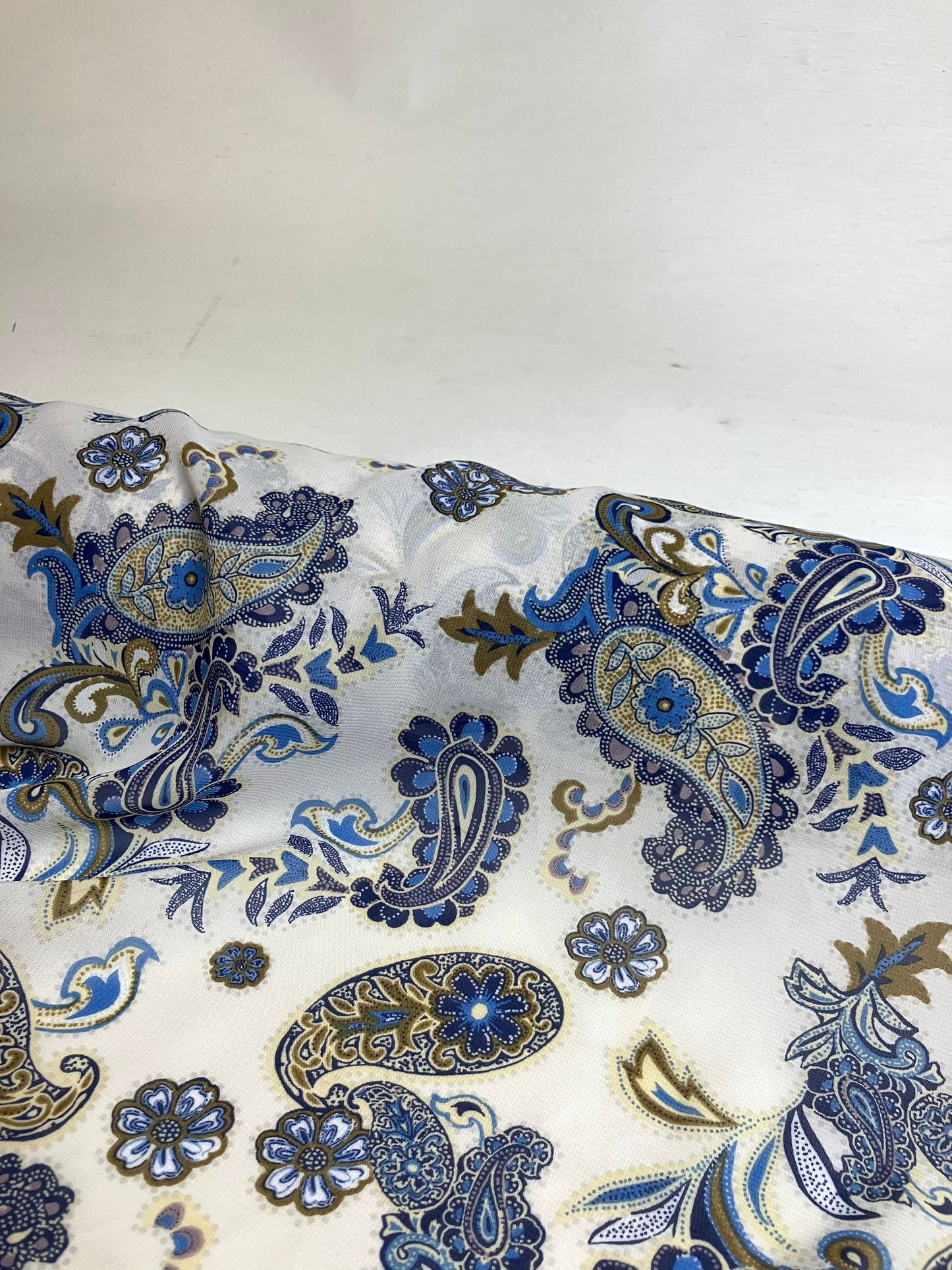 Fabric, Paisley Pattern Print, Semi-transparent, End of Roll