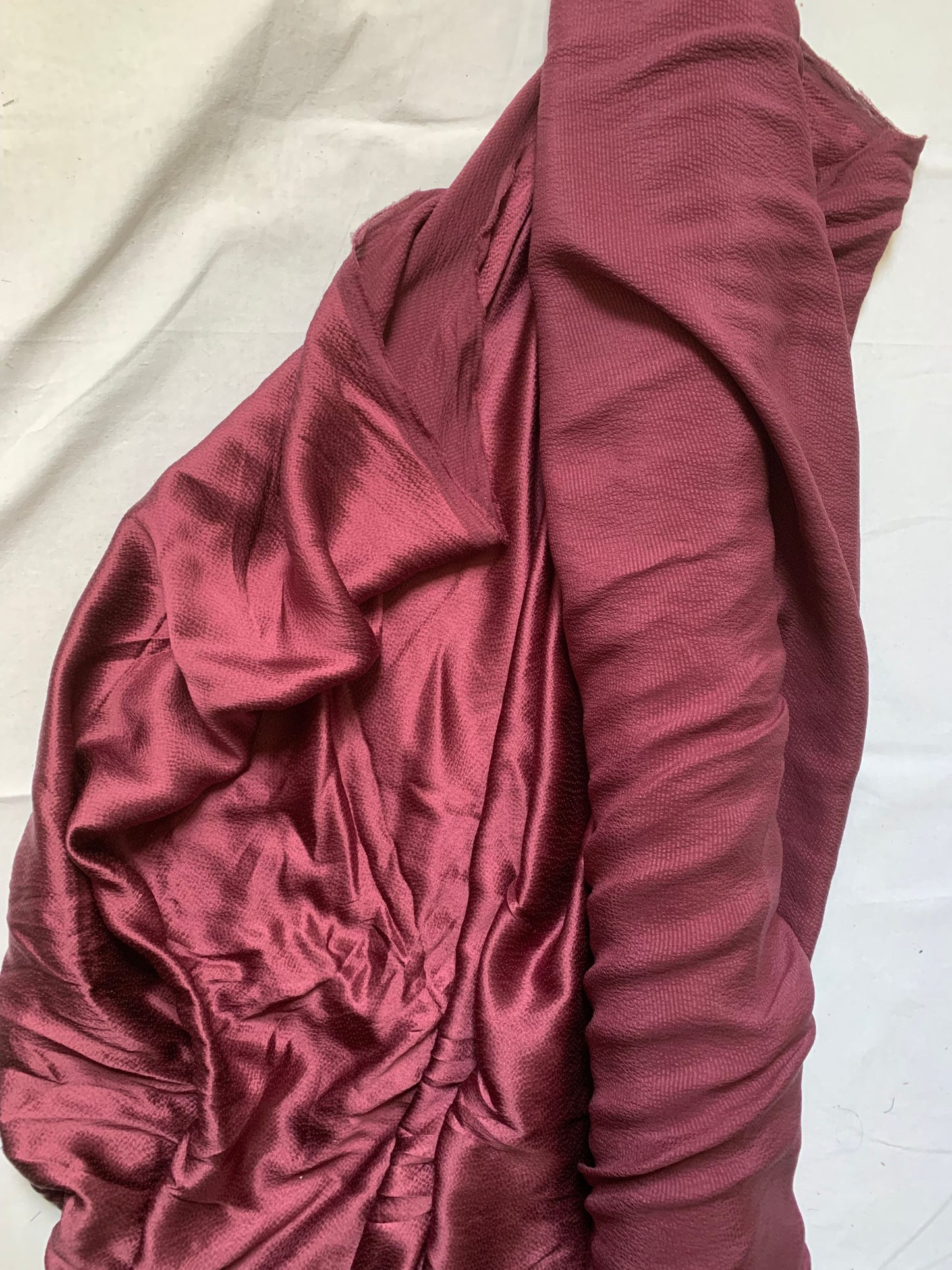 Fabric, 100% Silk in Shiny Burgundy