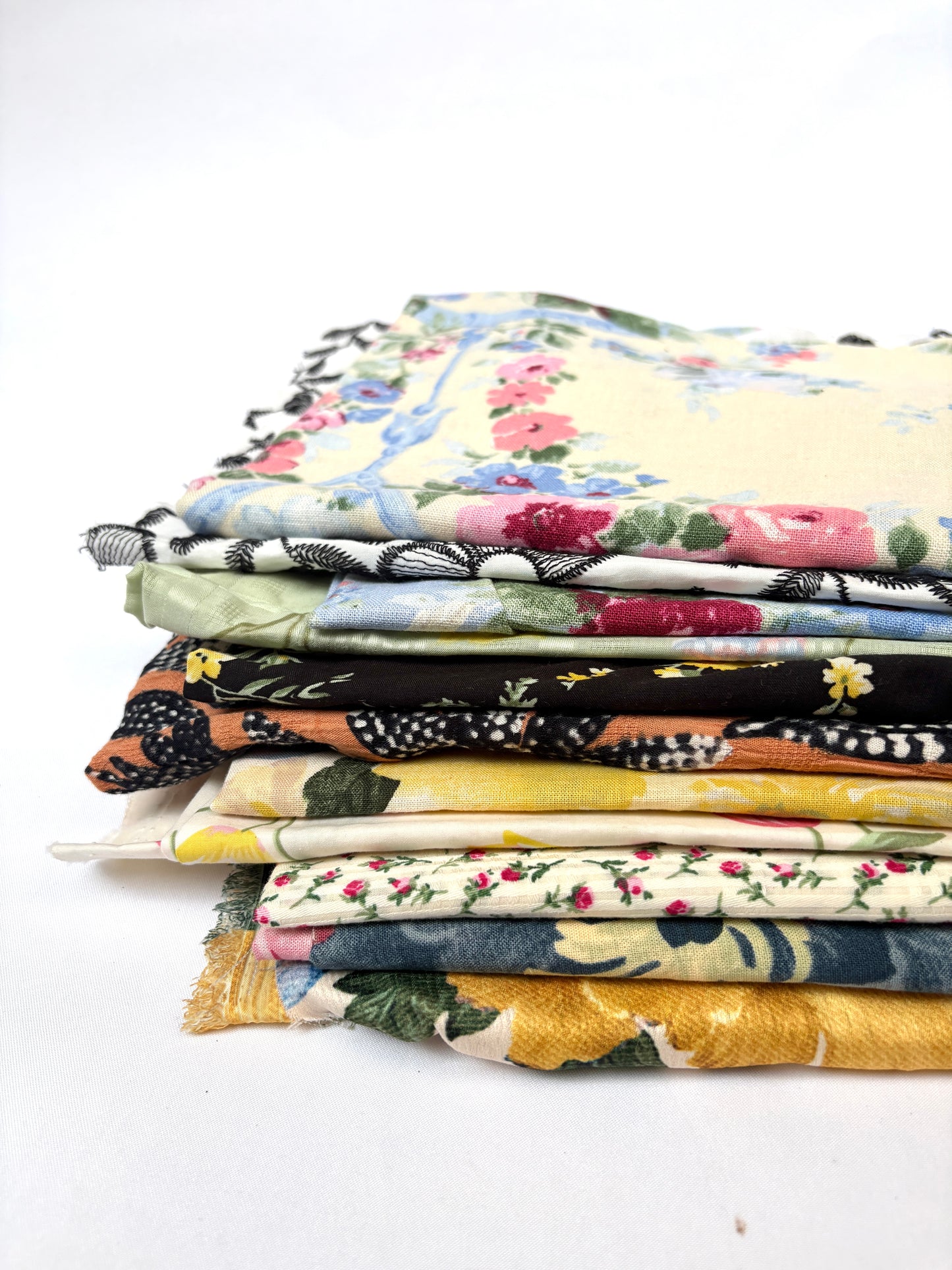 Floral Printed Fabric, Light Weight, Medium Pieces, Mixed Bundle