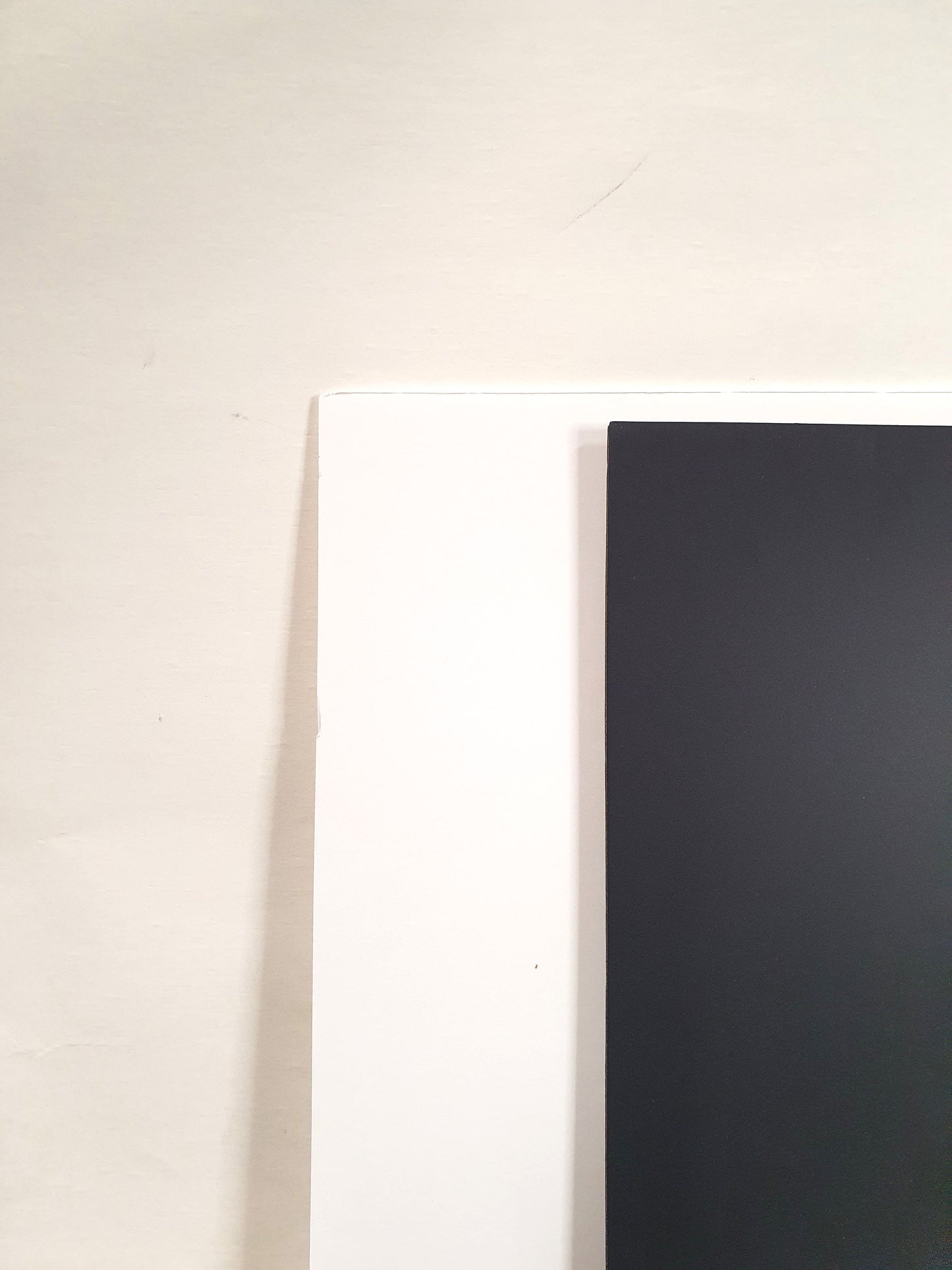Plastic, Foam Board, White/Black
