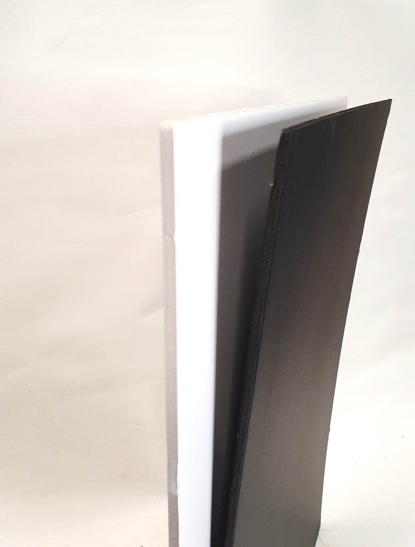 Plastic, Foam Board, White/Black