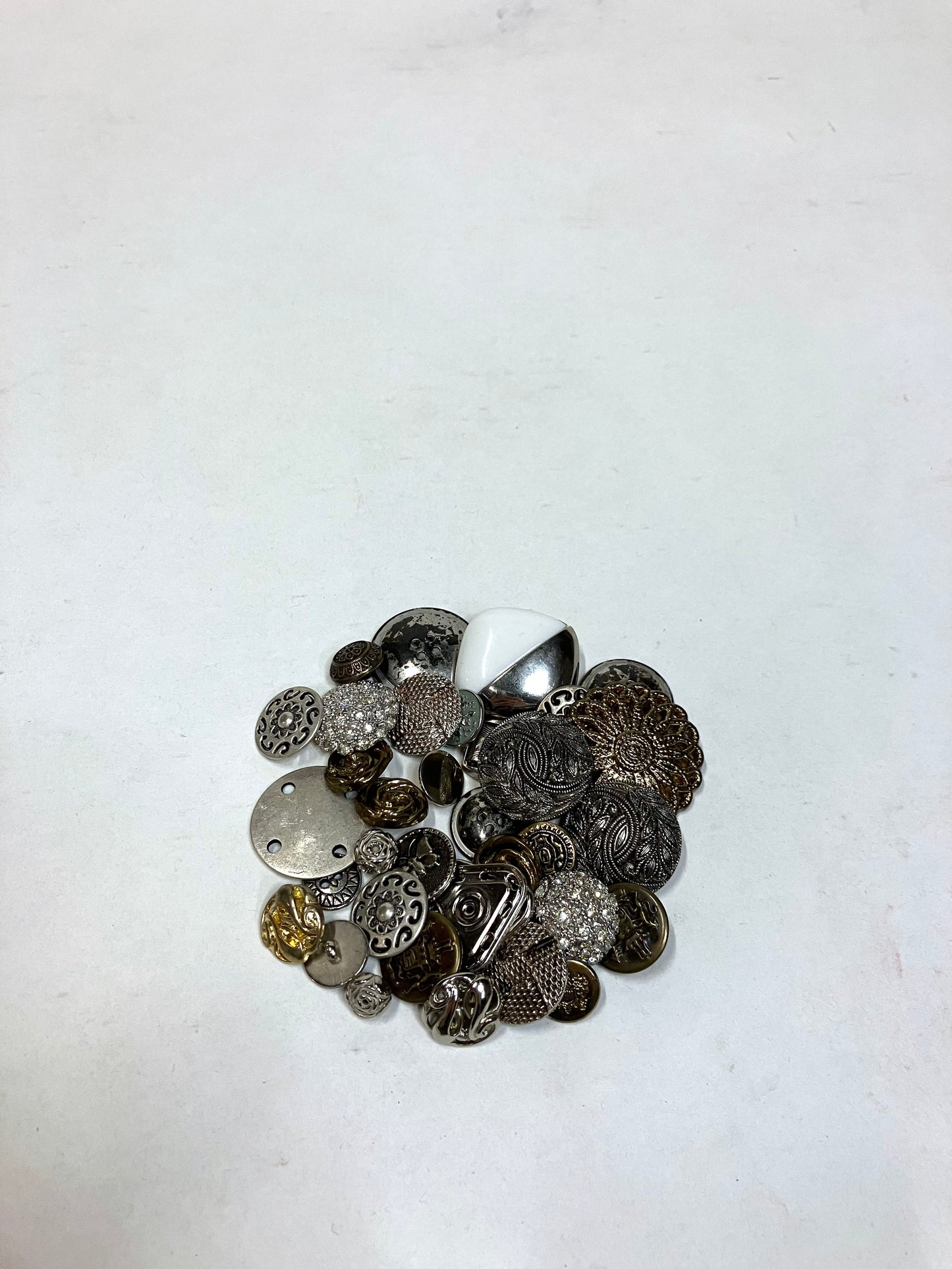 Vintage Buttons, Metal, Mix