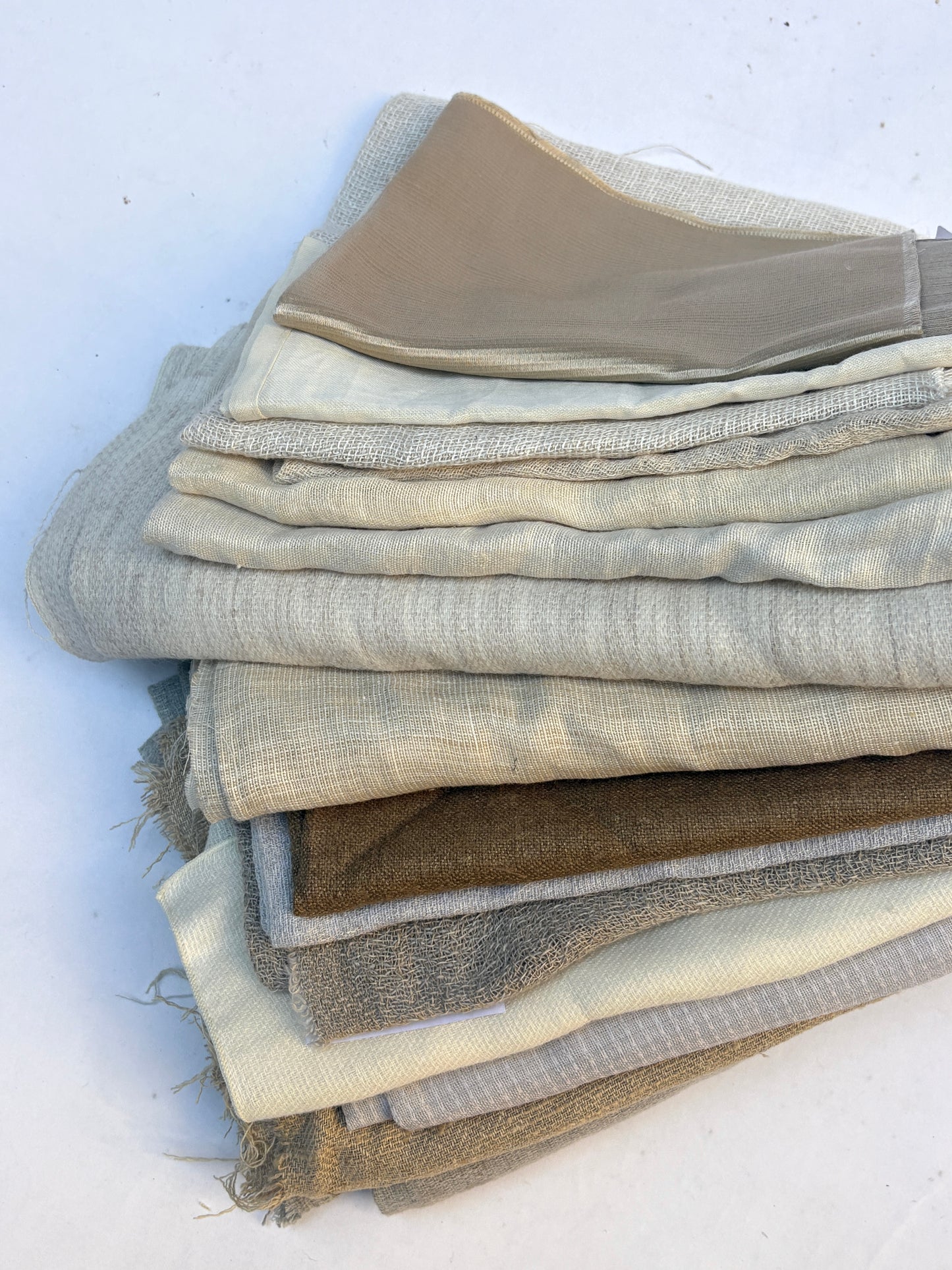 Natural Fibre Fabric, Linen/Wool/Cotton/Silk, Mixed Bundle
