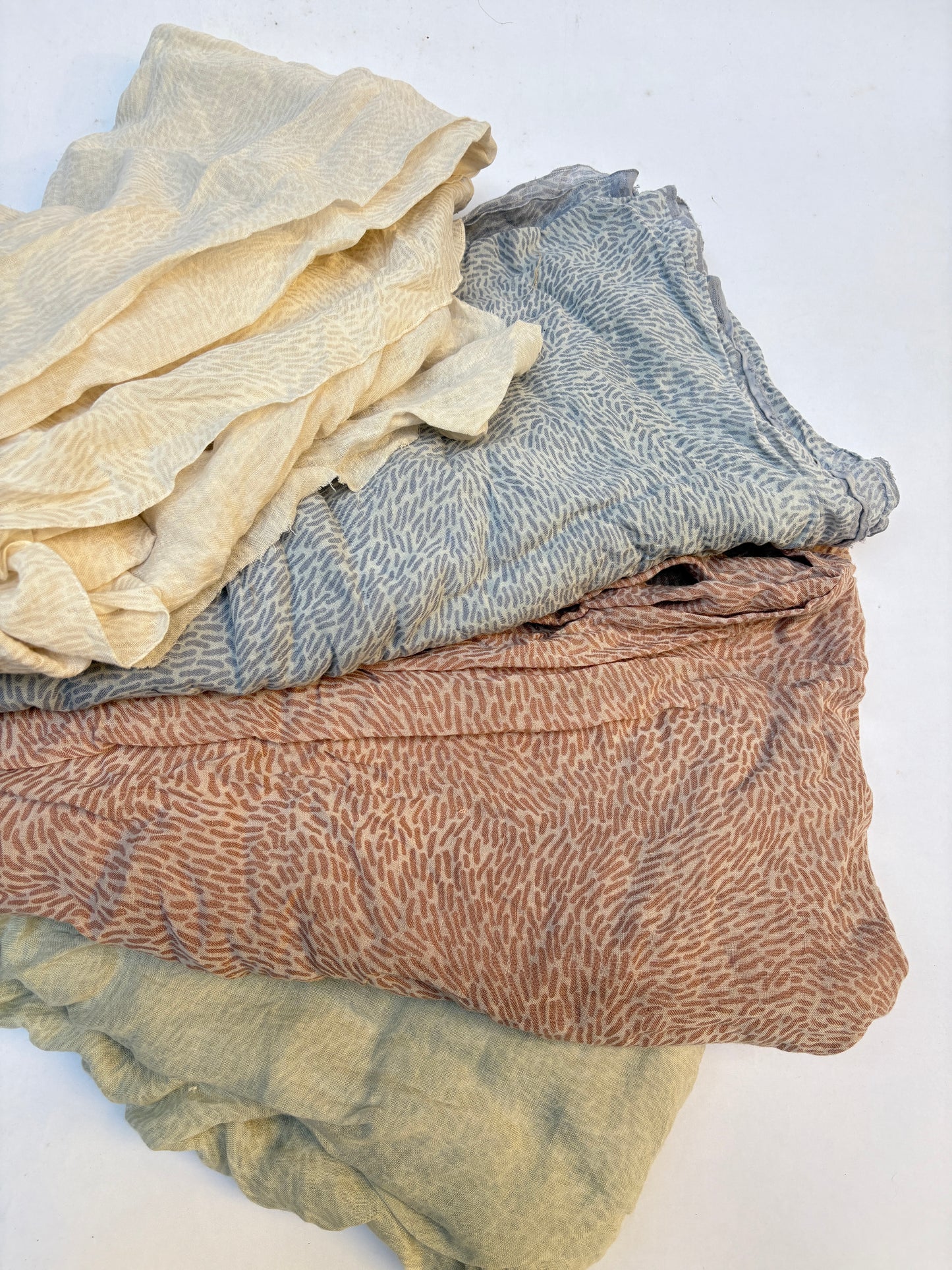 Pattern Fabric, Lightweight Cotton, Large/Medium Pieces, Mixed Bundle