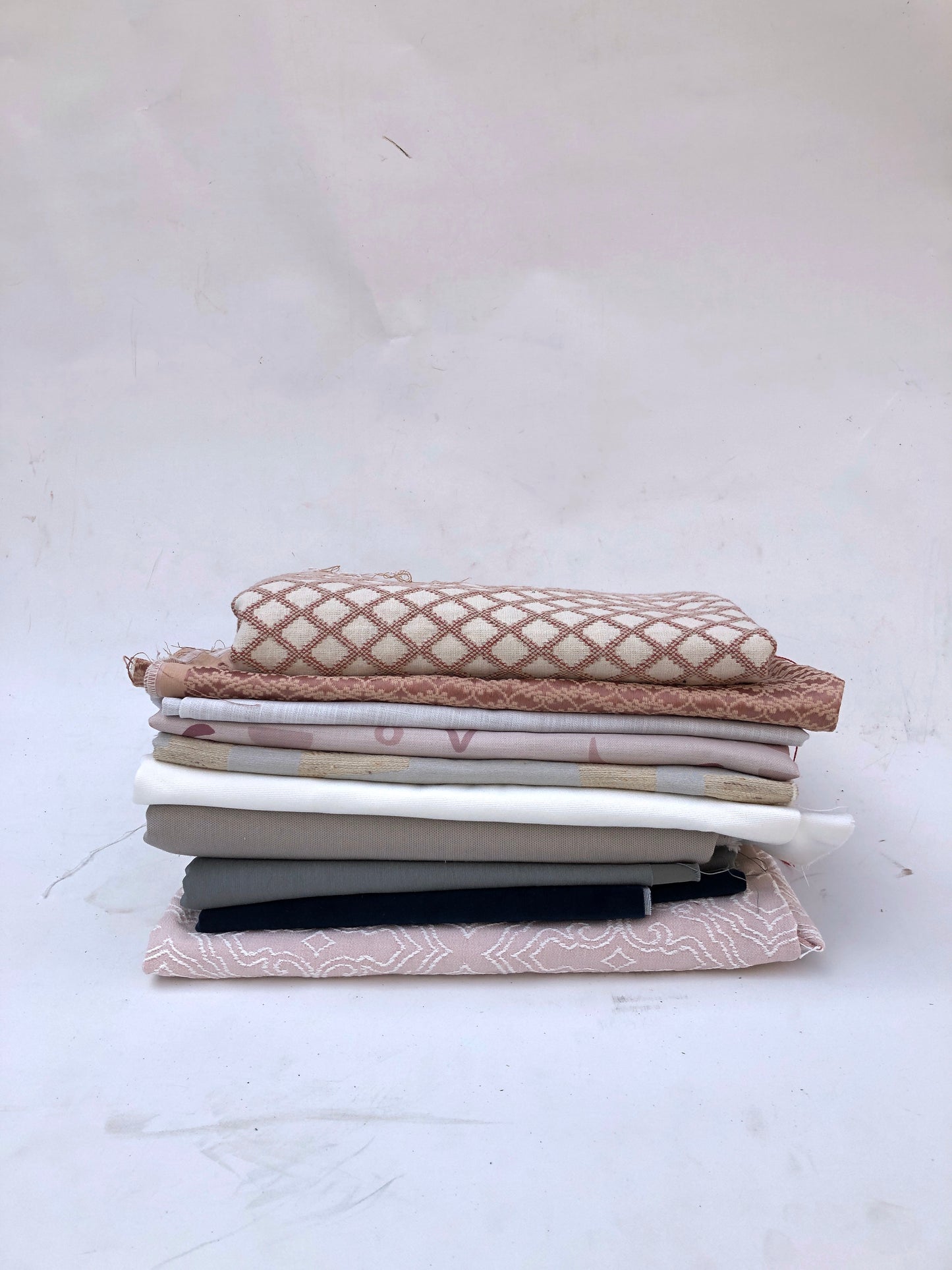 Mixed Weight Fabric, Large Pieces, Mixed Bundle
