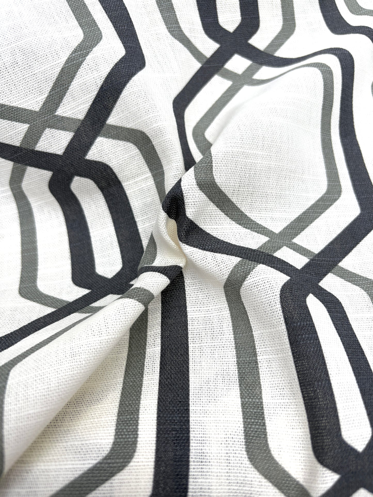 Fabric, Natural Fibres, Plain Weave, Geometrical Print, End of Roll