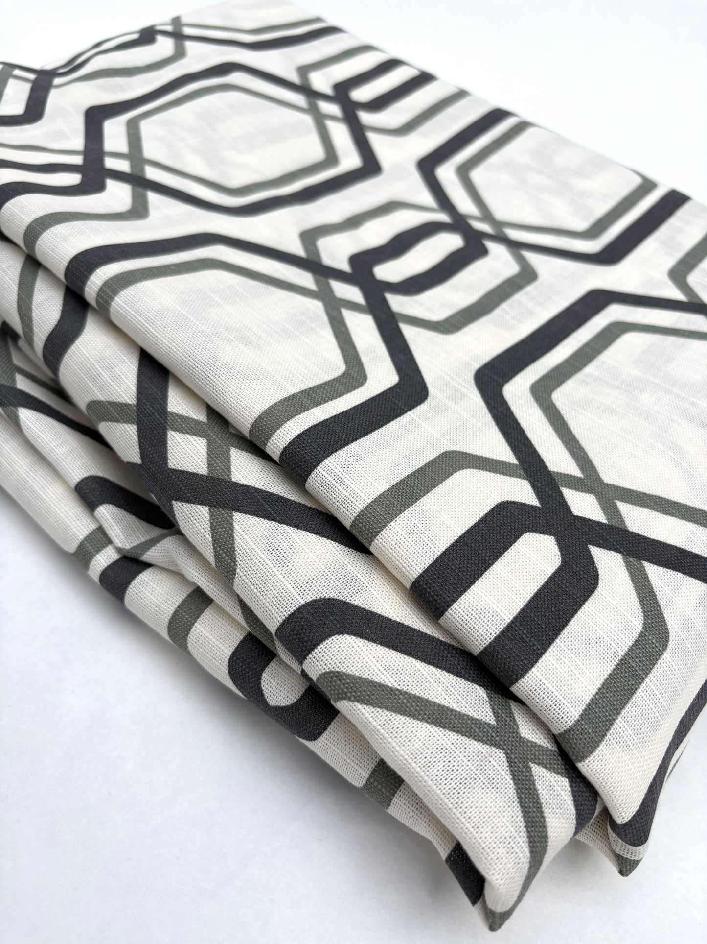 Fabric, Natural Fibres, Plain Weave, Geometrical Print, End of Roll