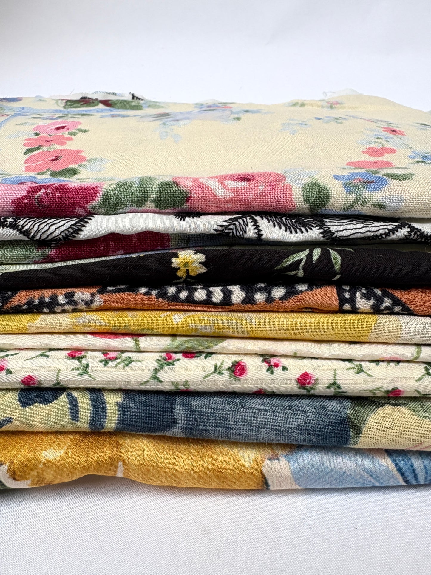 Floral Printed Fabric, Light Weight, Medium Pieces, Mixed Bundle