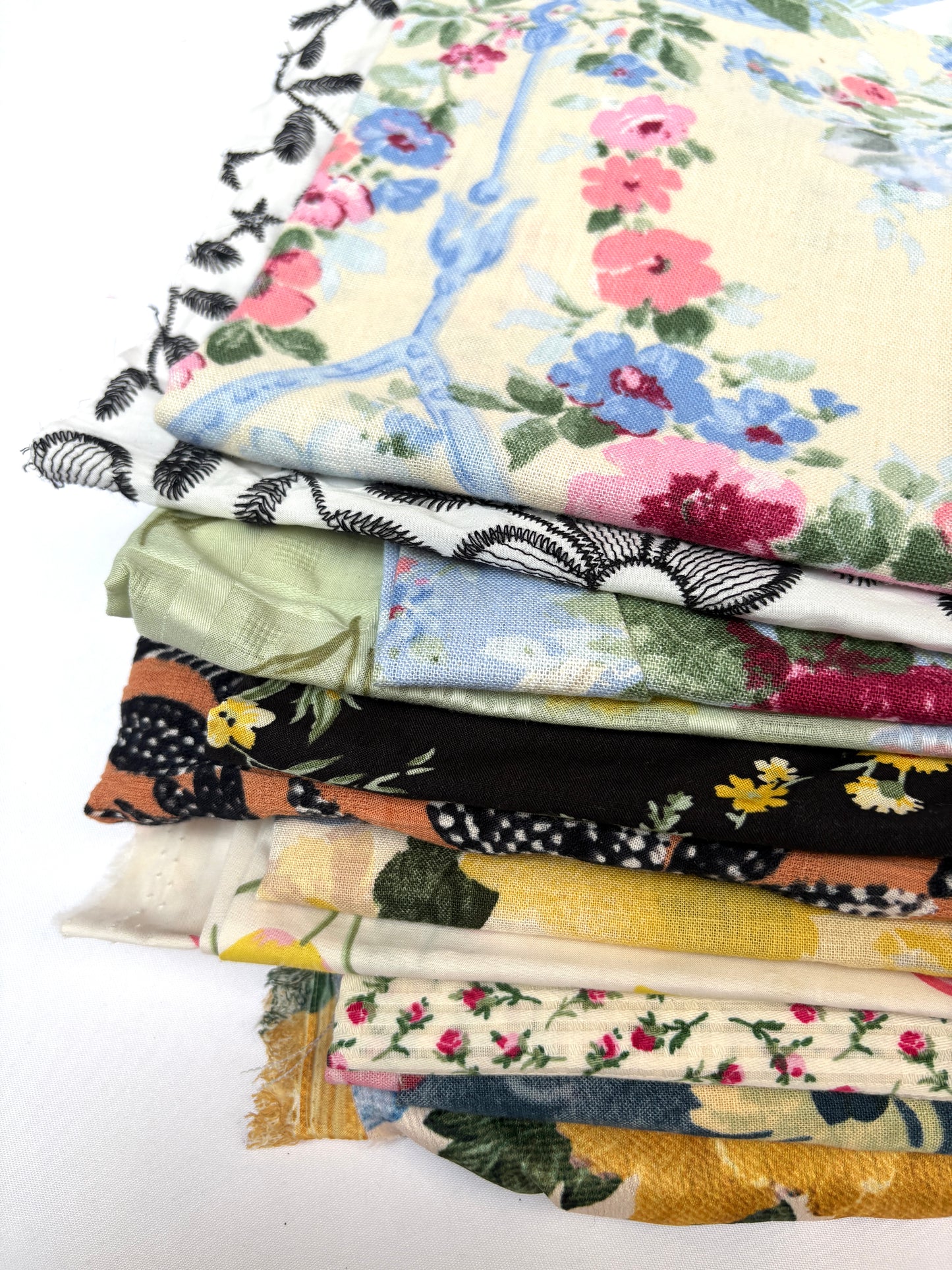 Floral Printed Fabric, Light Weight, Medium Pieces, Mixed Bundle