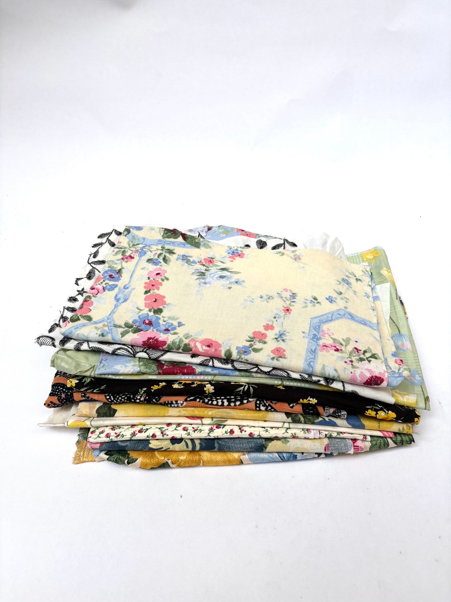 Floral Printed Fabric, Light Weight, Medium Pieces, Mixed Bundle