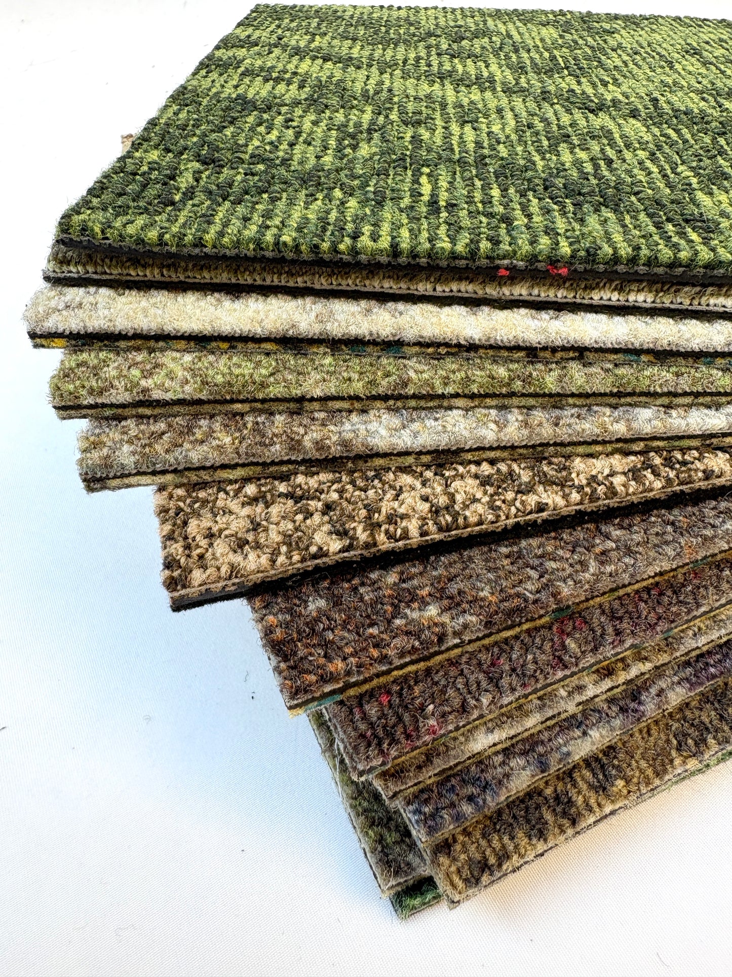Carpet Sample, Small Square Piece, Earthy Colour, 25x25cm, Mixed Bundle
