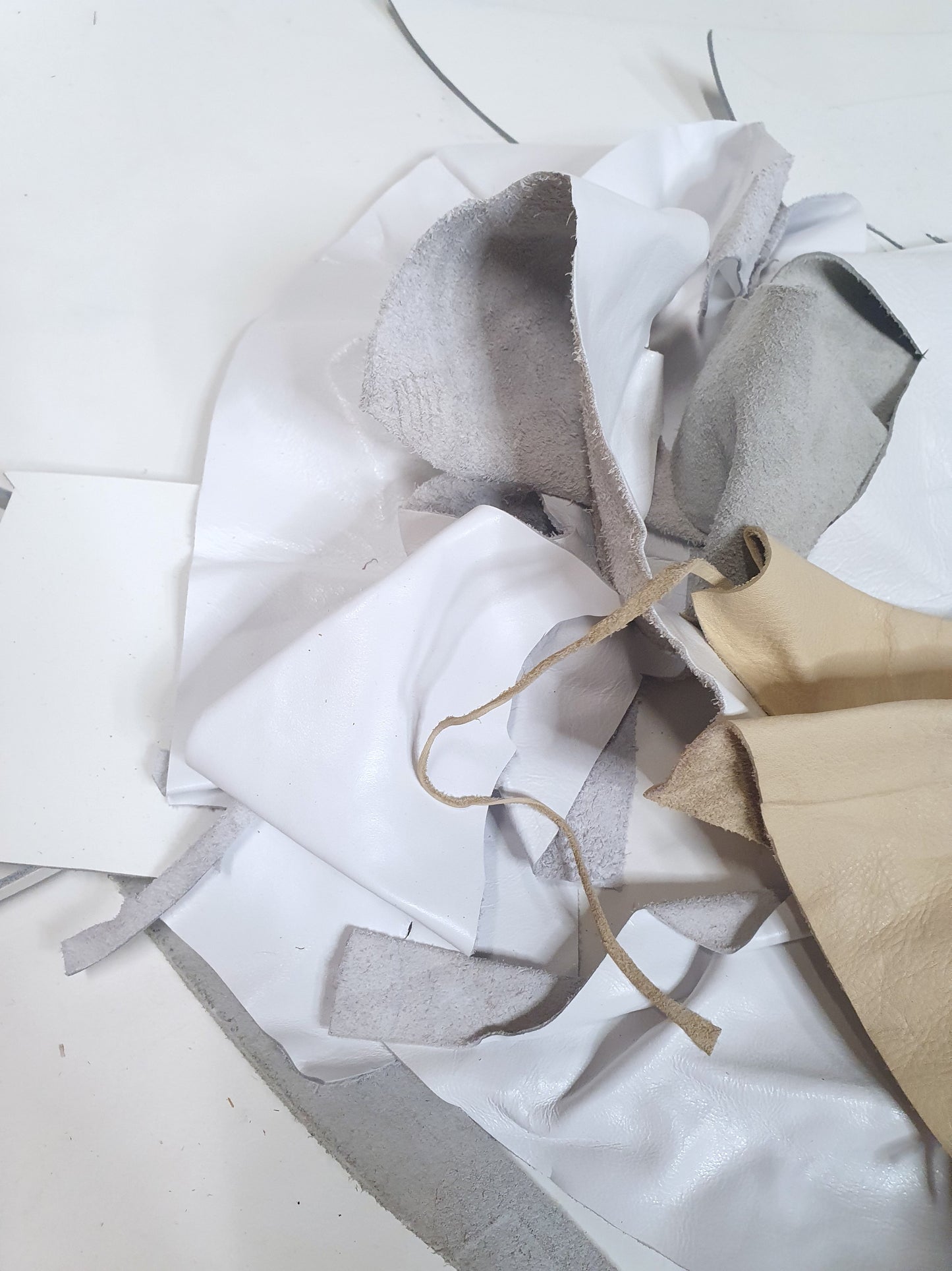 Leather, Offcuts, White Mix