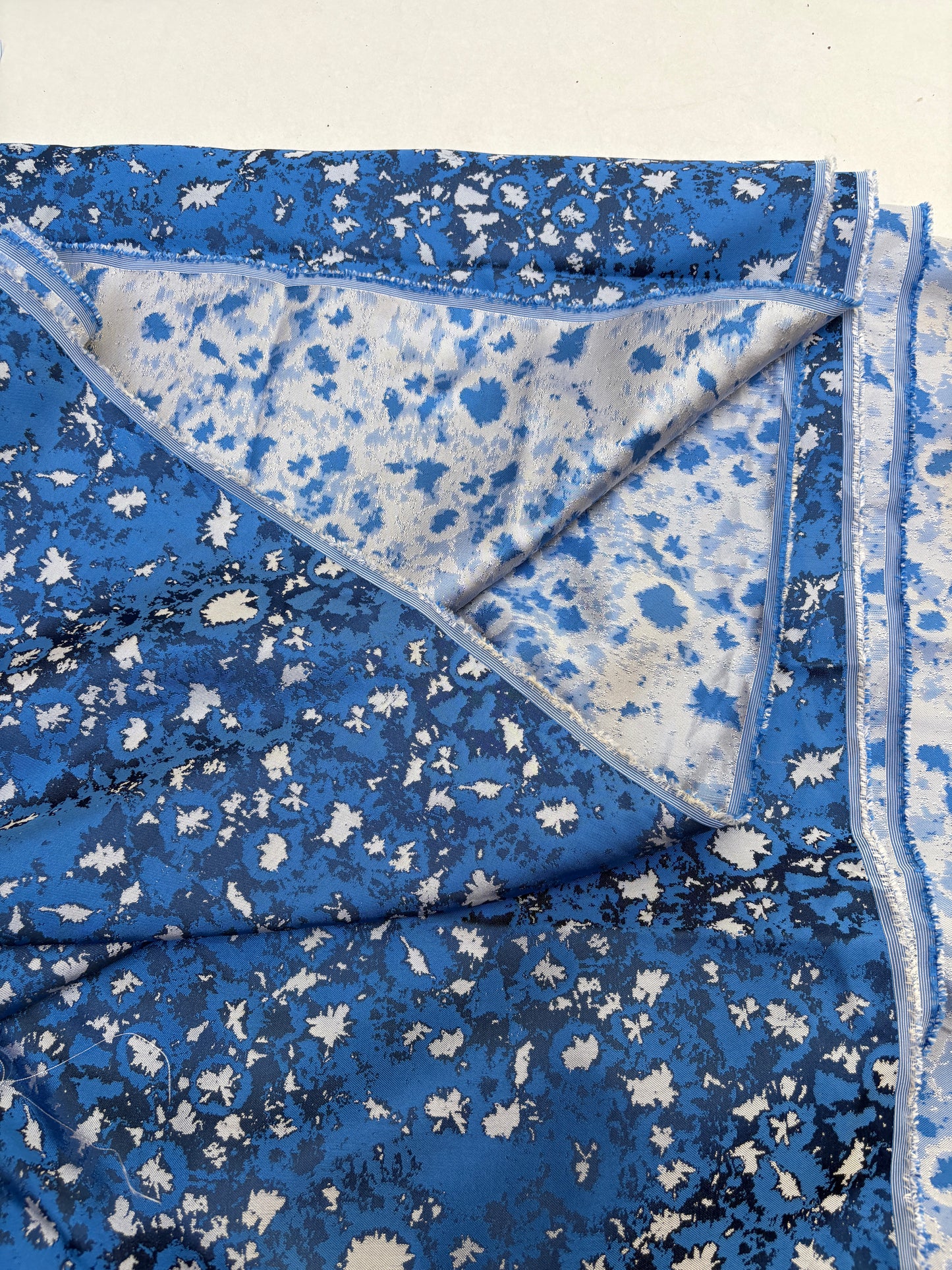Fabric, Silk Blend, Textured Jacquard, Medium Weight, End of Roll, Choose-your-colour