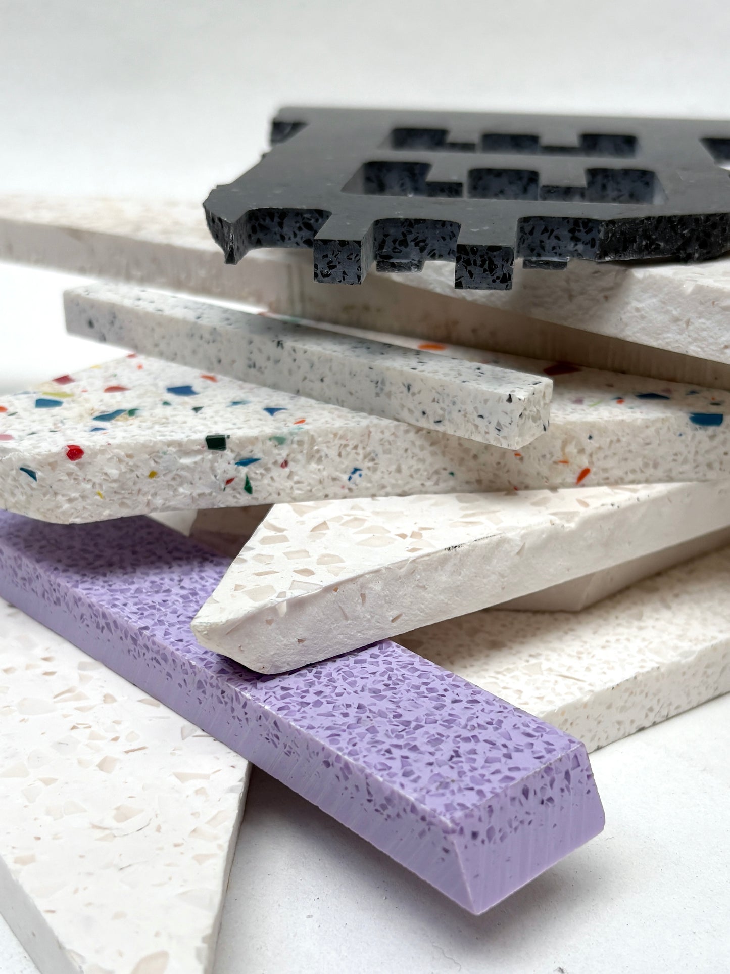 Durat Surface Matter, Mixed Bundle