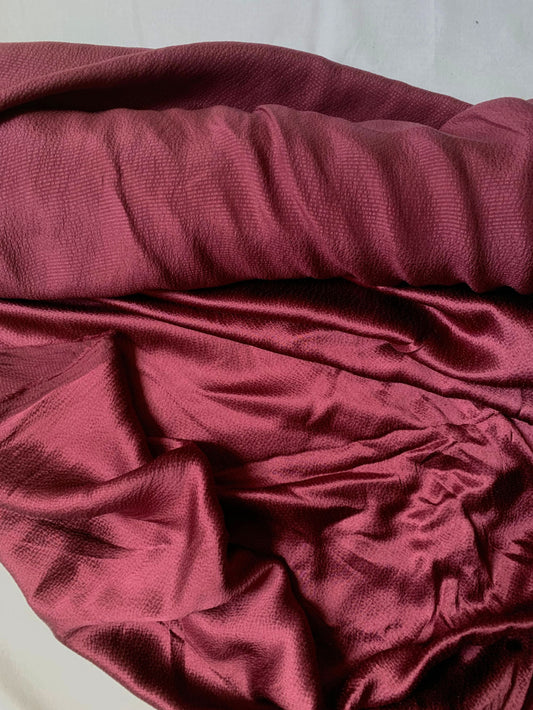 Fabric, 100% Silk in Shiny Burgundy