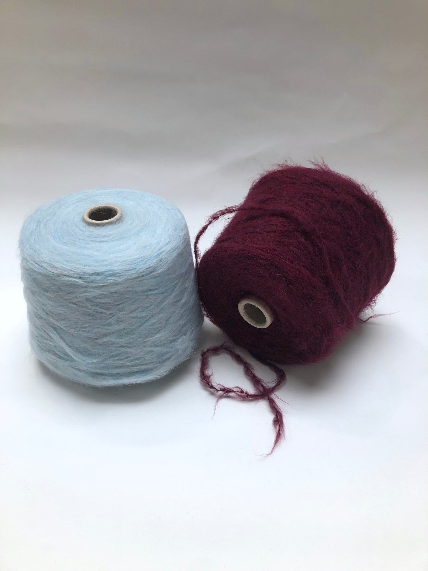 Yarn Cones, Blue and Bordeaux, NM 1/2200