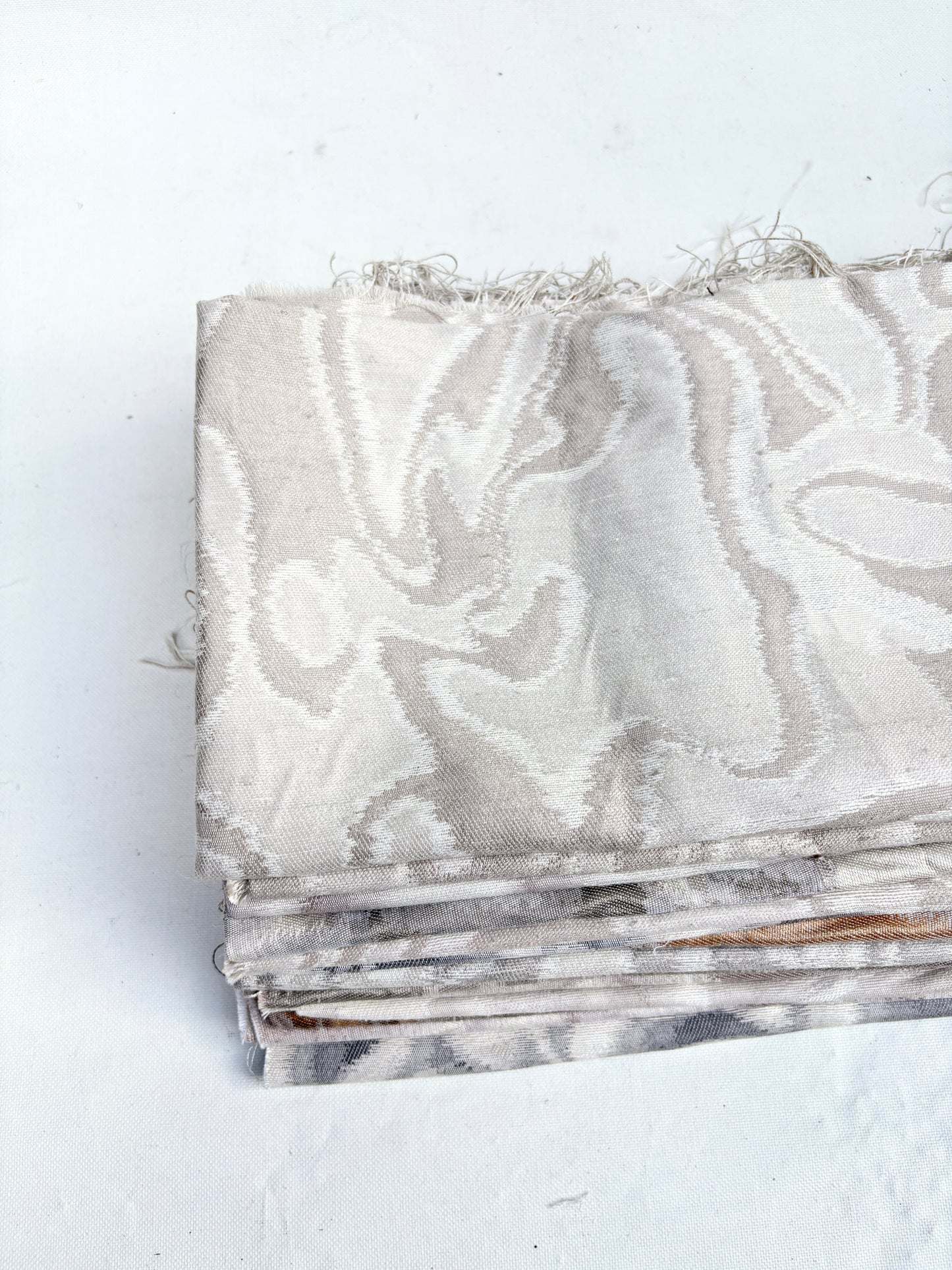 Wave Patterned Fabric, Medium Pieces, Mixed Bundle