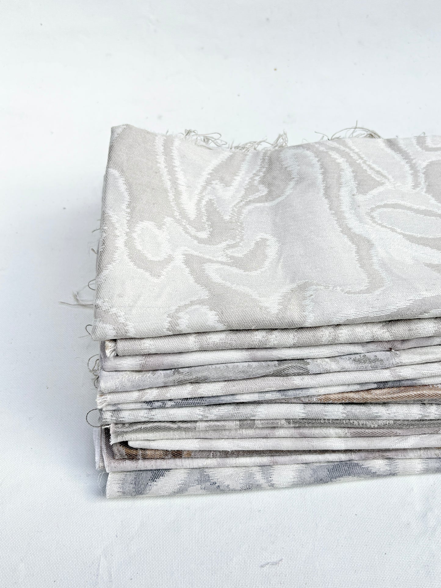 Wave Patterned Fabric, Medium Pieces, Mixed Bundle