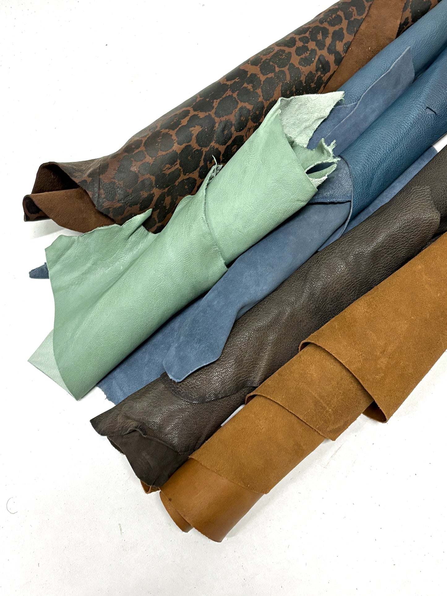 Leather, Medium Pieces, Mixed Bundle