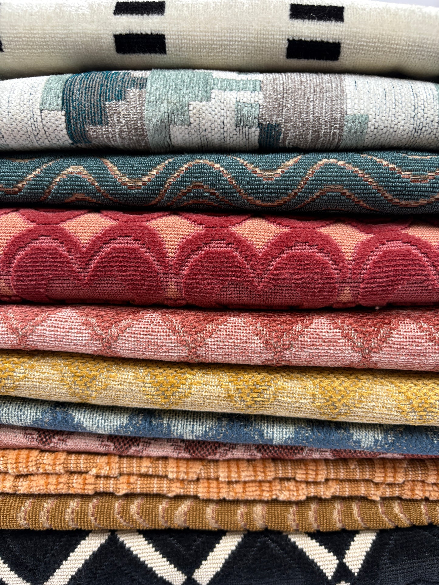Collection of various patterned fabric in various colours 