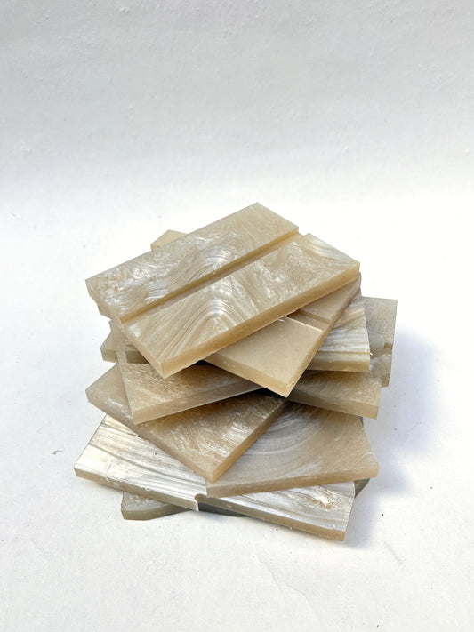 Plasticiet Surface Matter, Mixed Bundle