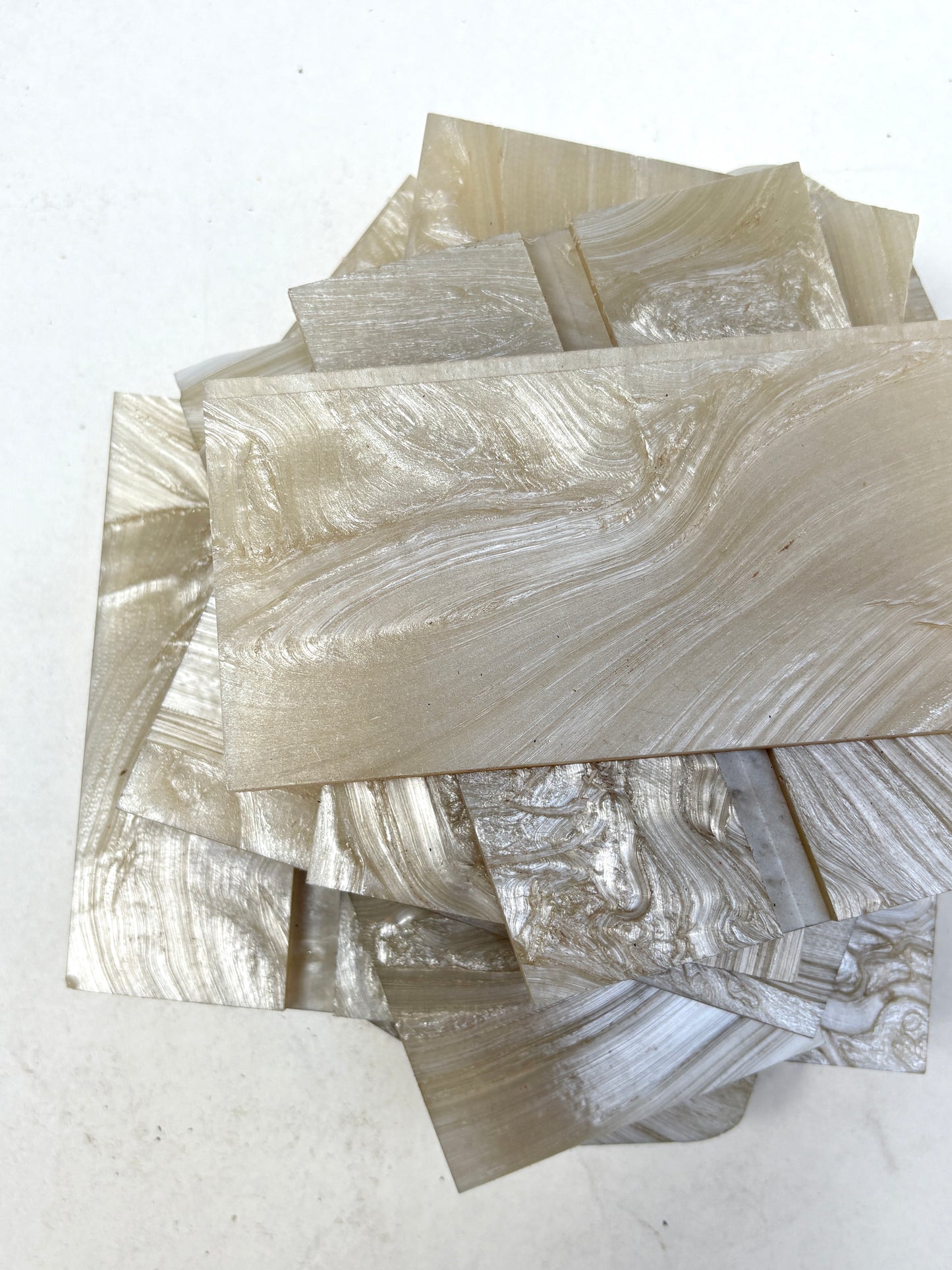 Plasticiet Surface Matter, Mixed Bundle