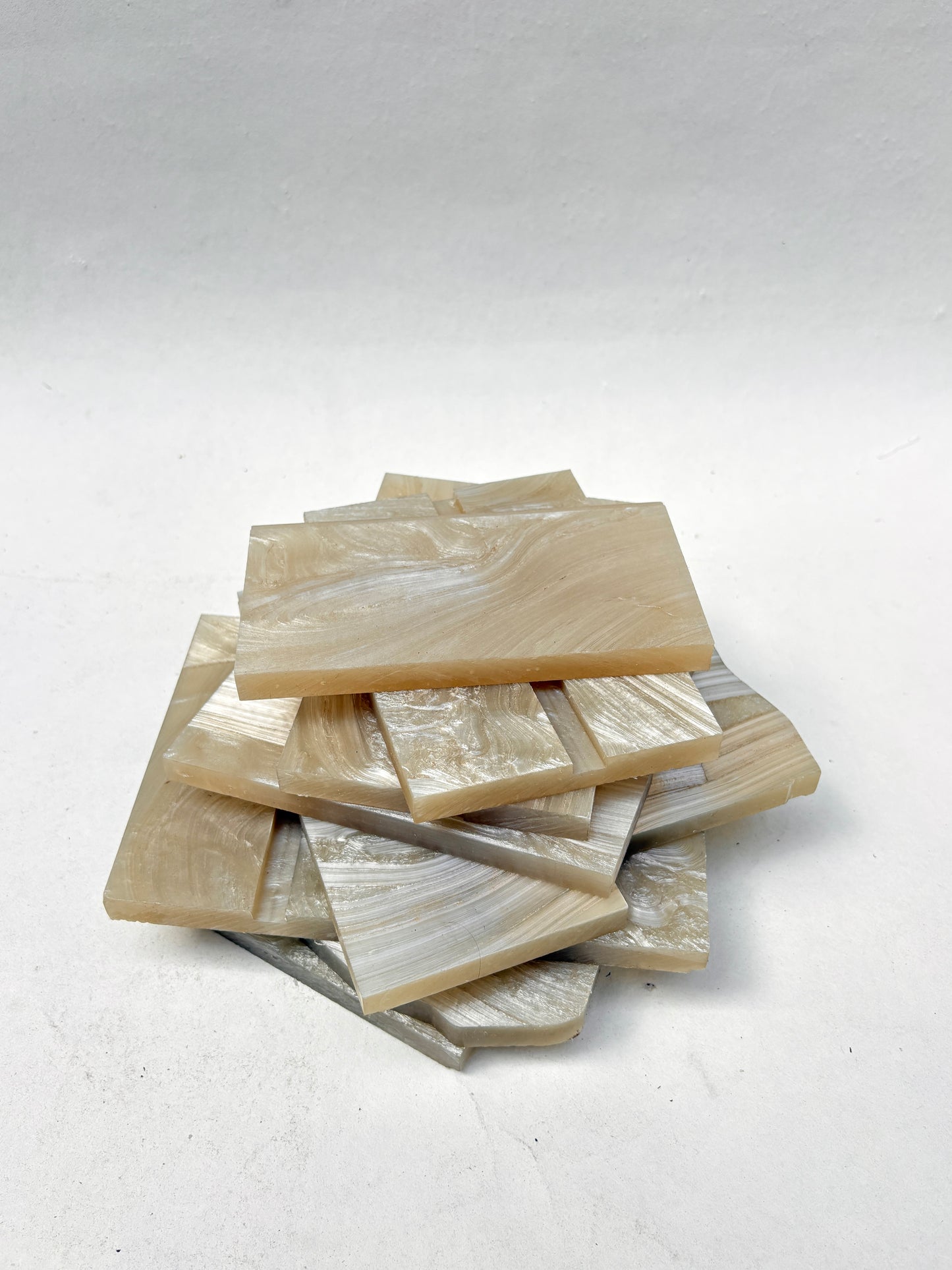 Plasticiet Surface Matter, Mixed Bundle