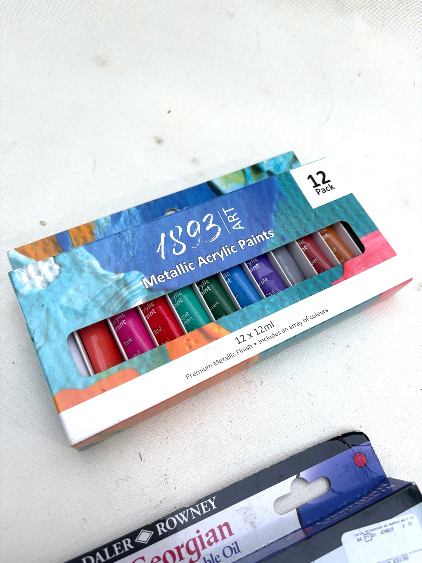 Metallic acrylic paints box