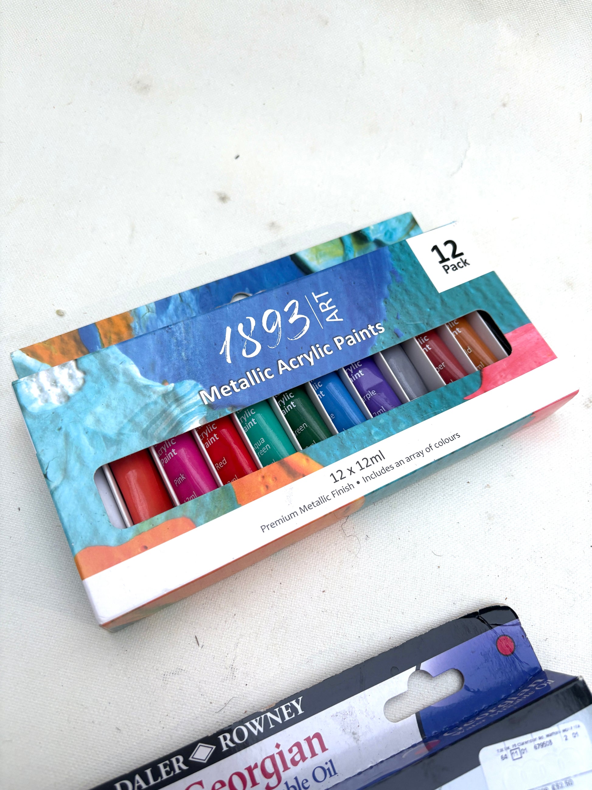 Metallic acrylic paints box