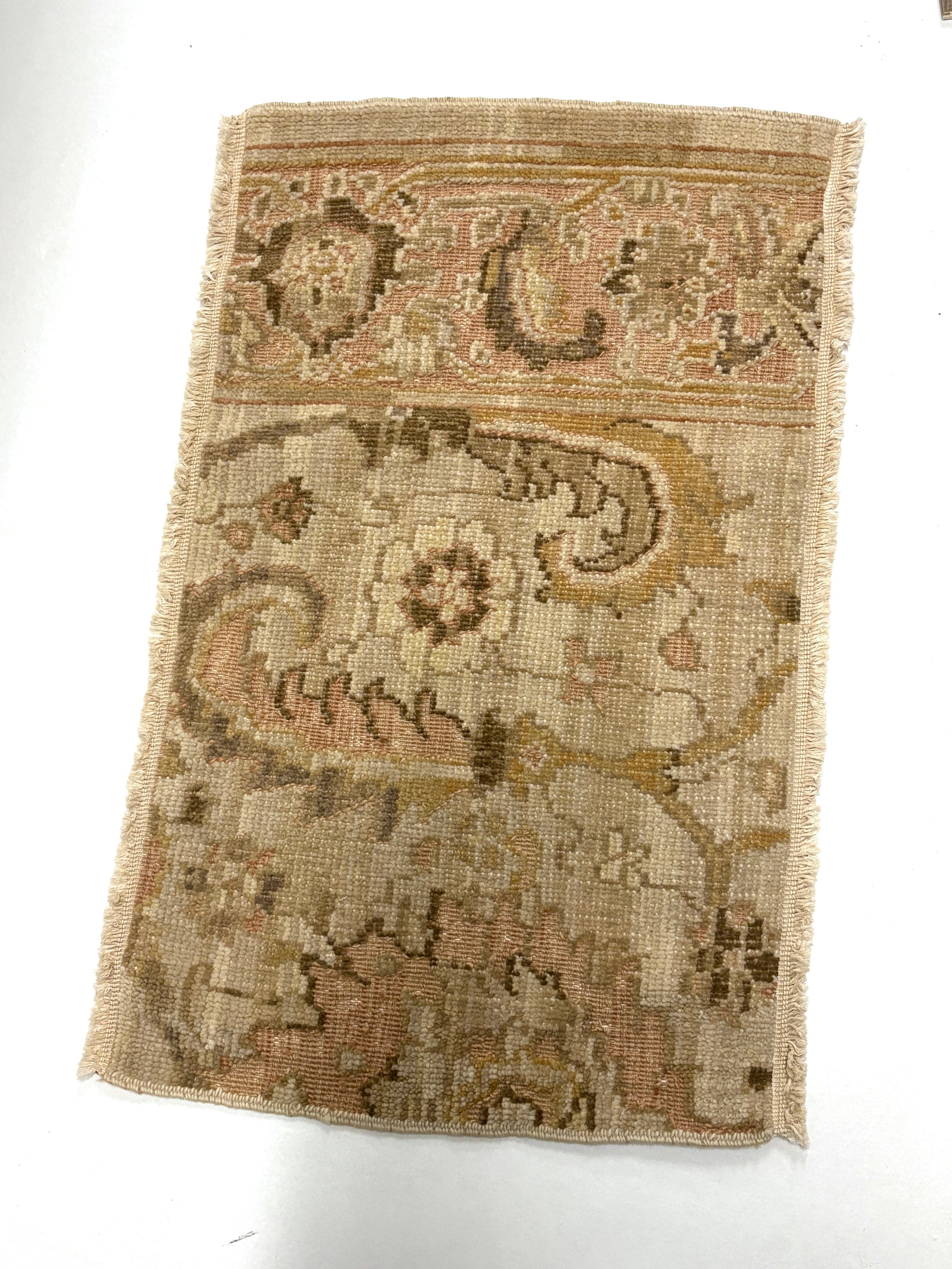 Oushak patterned rug sample